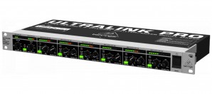 BEHRINGER MX 882 MK SPLITTER